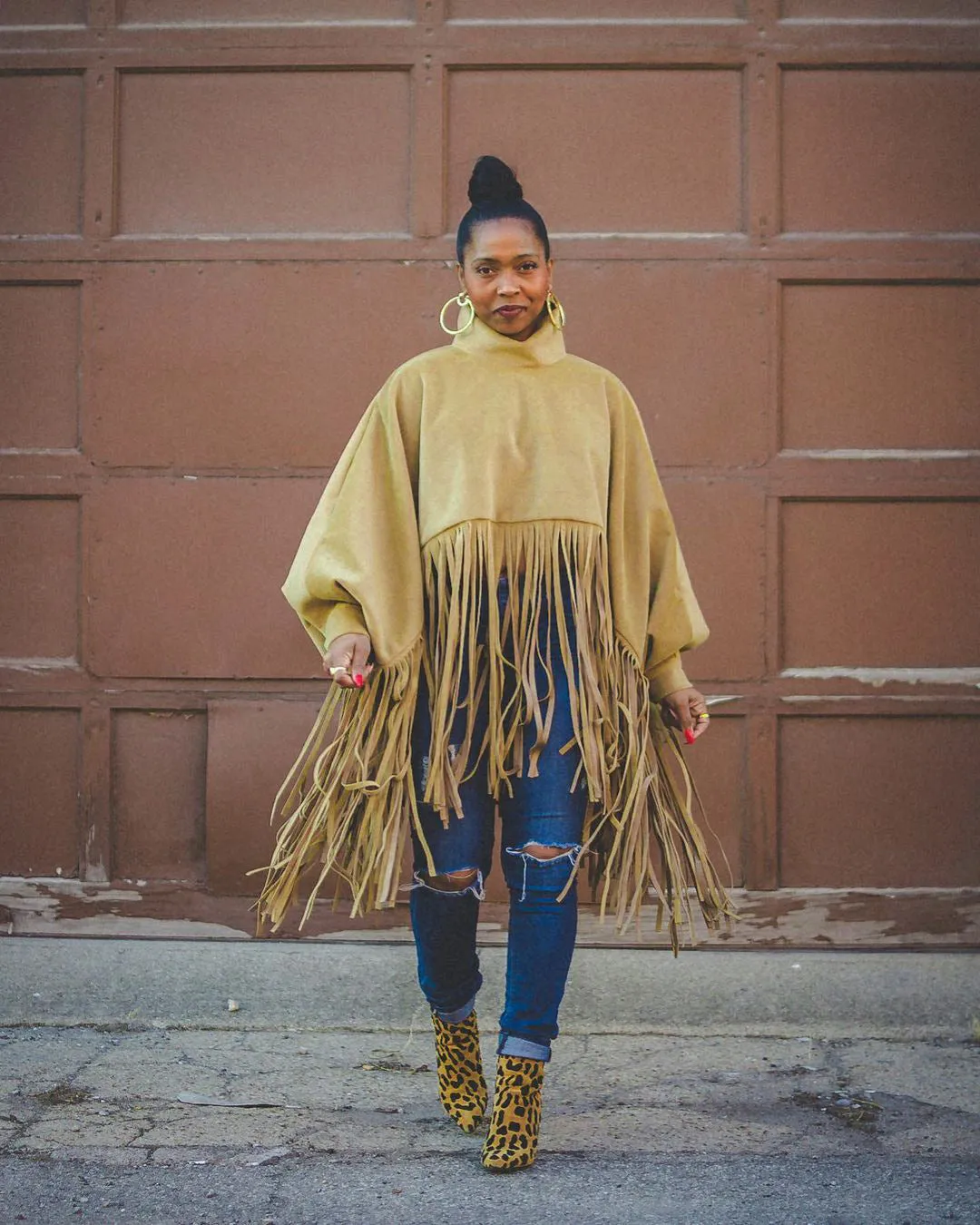 2023 Fashion solid color Woolen long sleeved fringed plus size women's coats top coat
