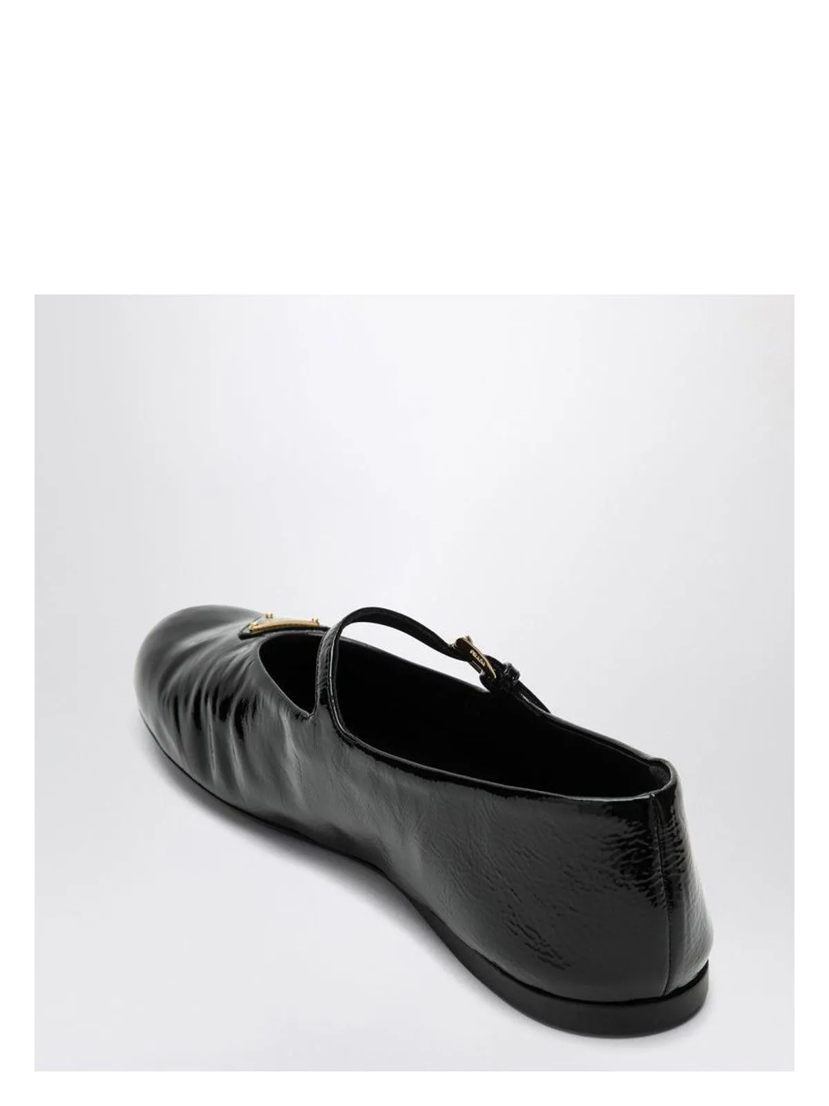 BLACK PATENT LEATHER BALLERINA WITH LOGO TRIANGLE