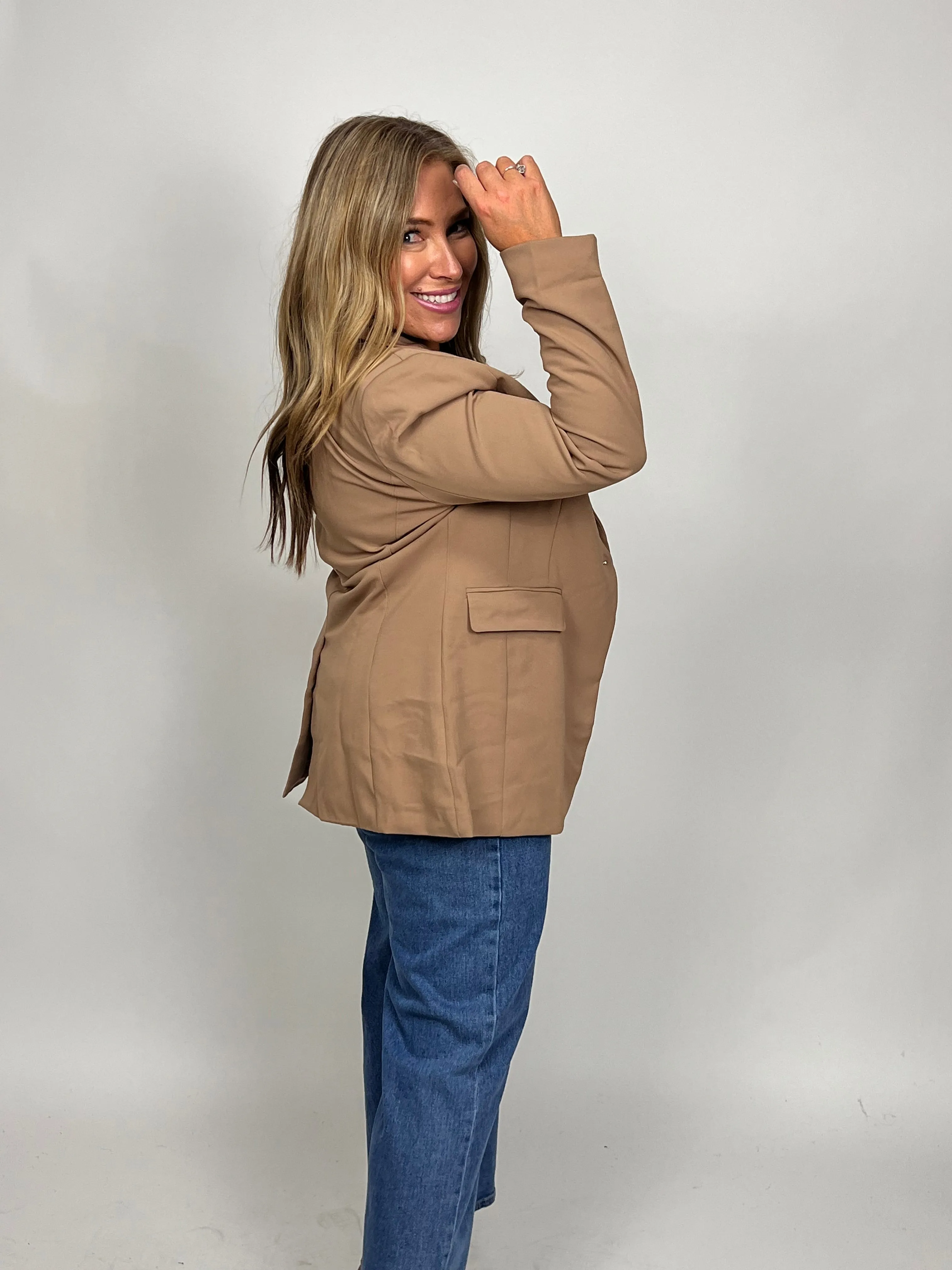 CLASSIC BLAZER