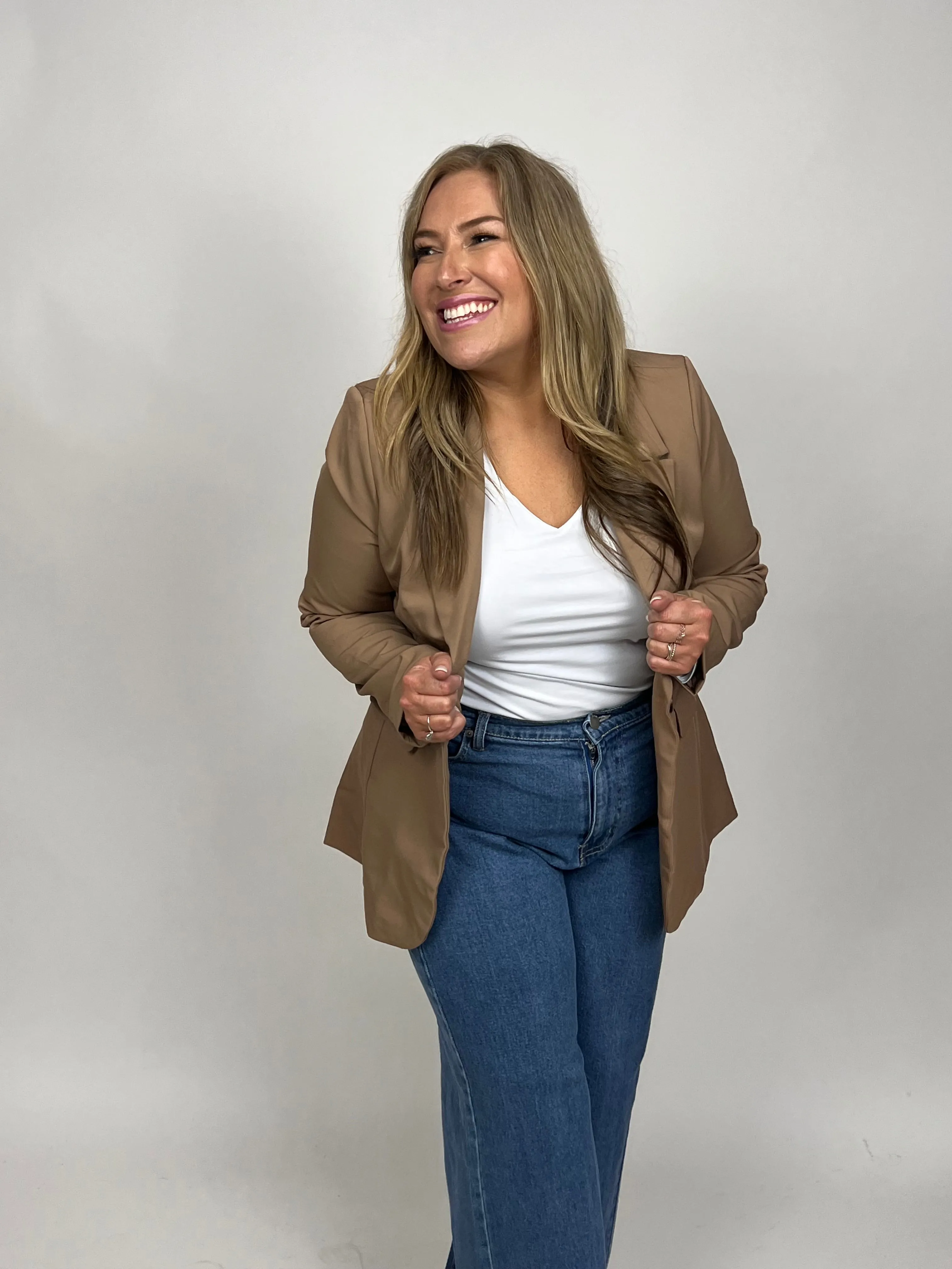 CLASSIC BLAZER