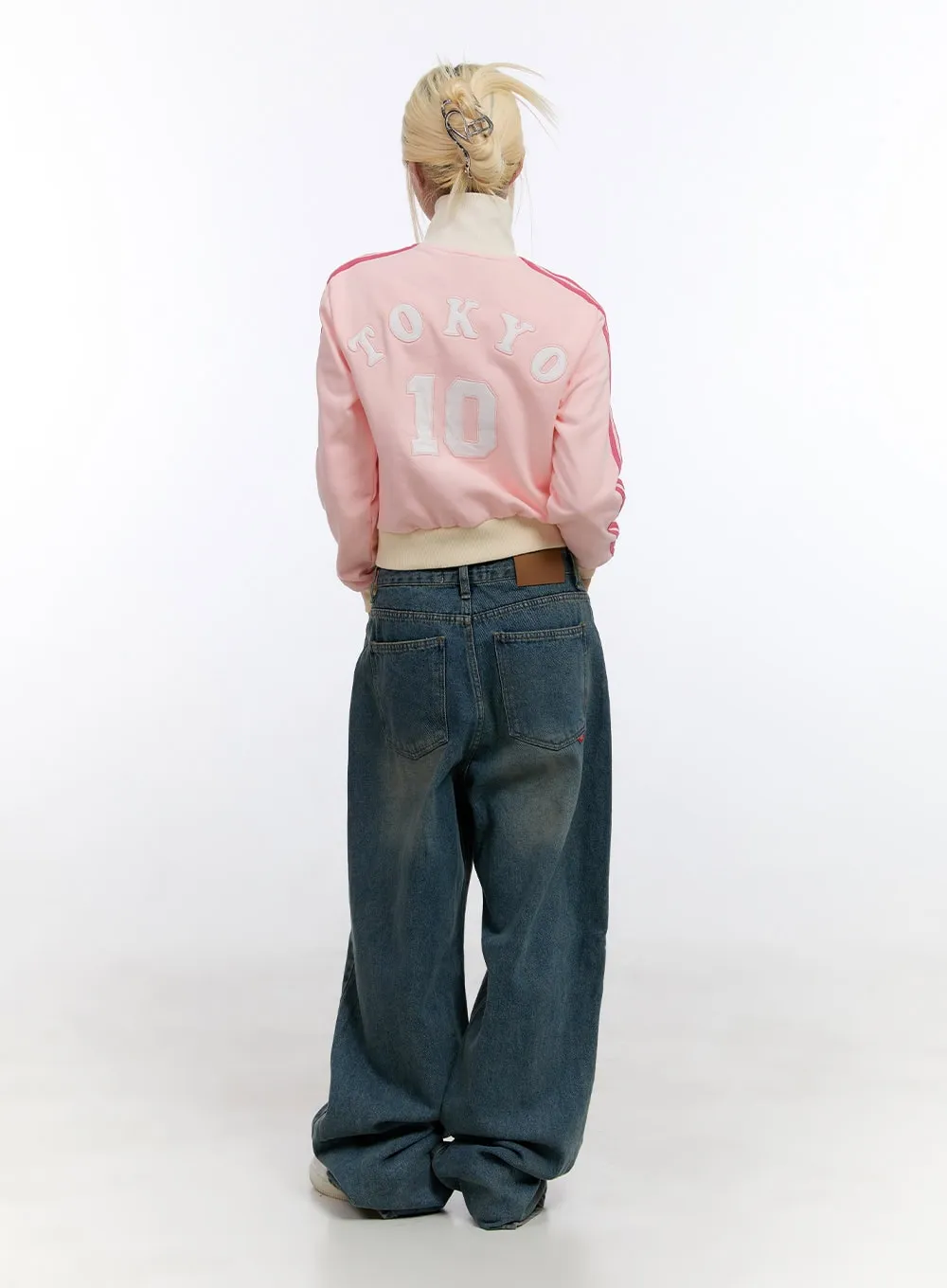 Embroidered High Collar Zip Up Sweatshirt CO422