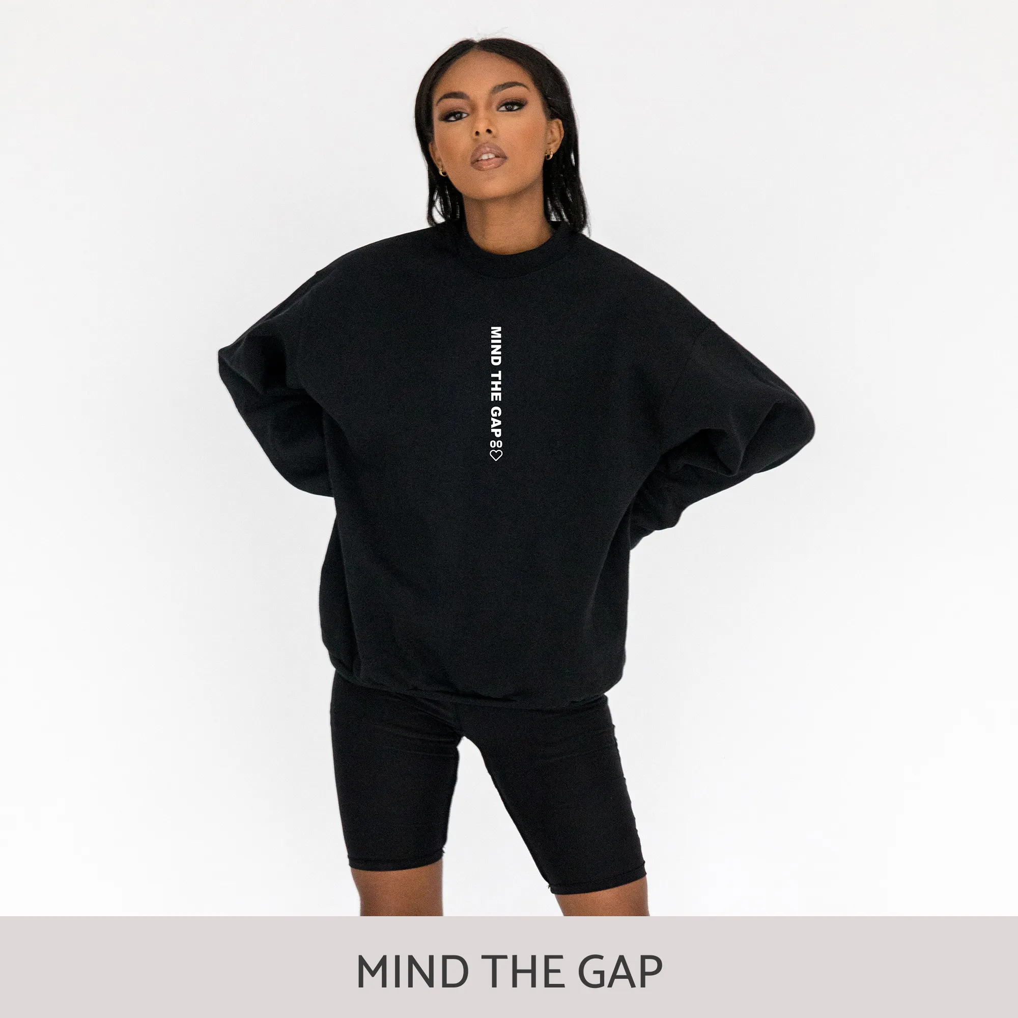 Sweatshirt in Black
