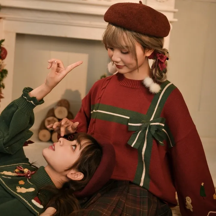 Sweet Retro Style Red Christmas Sweater