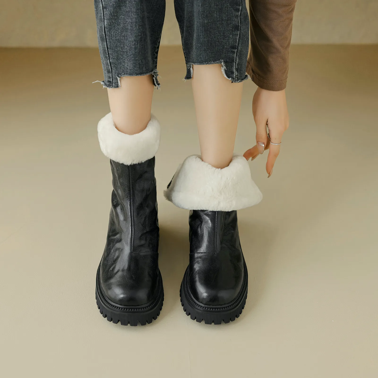 USS Shoes Reina Women's Platform Winter Ankle Boots