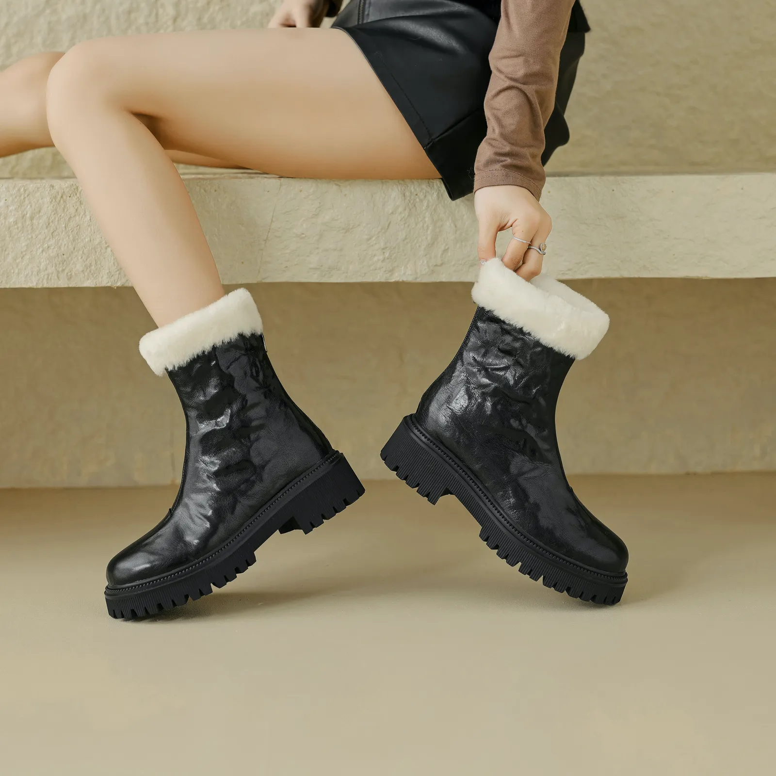 USS Shoes Reina Women's Platform Winter Ankle Boots