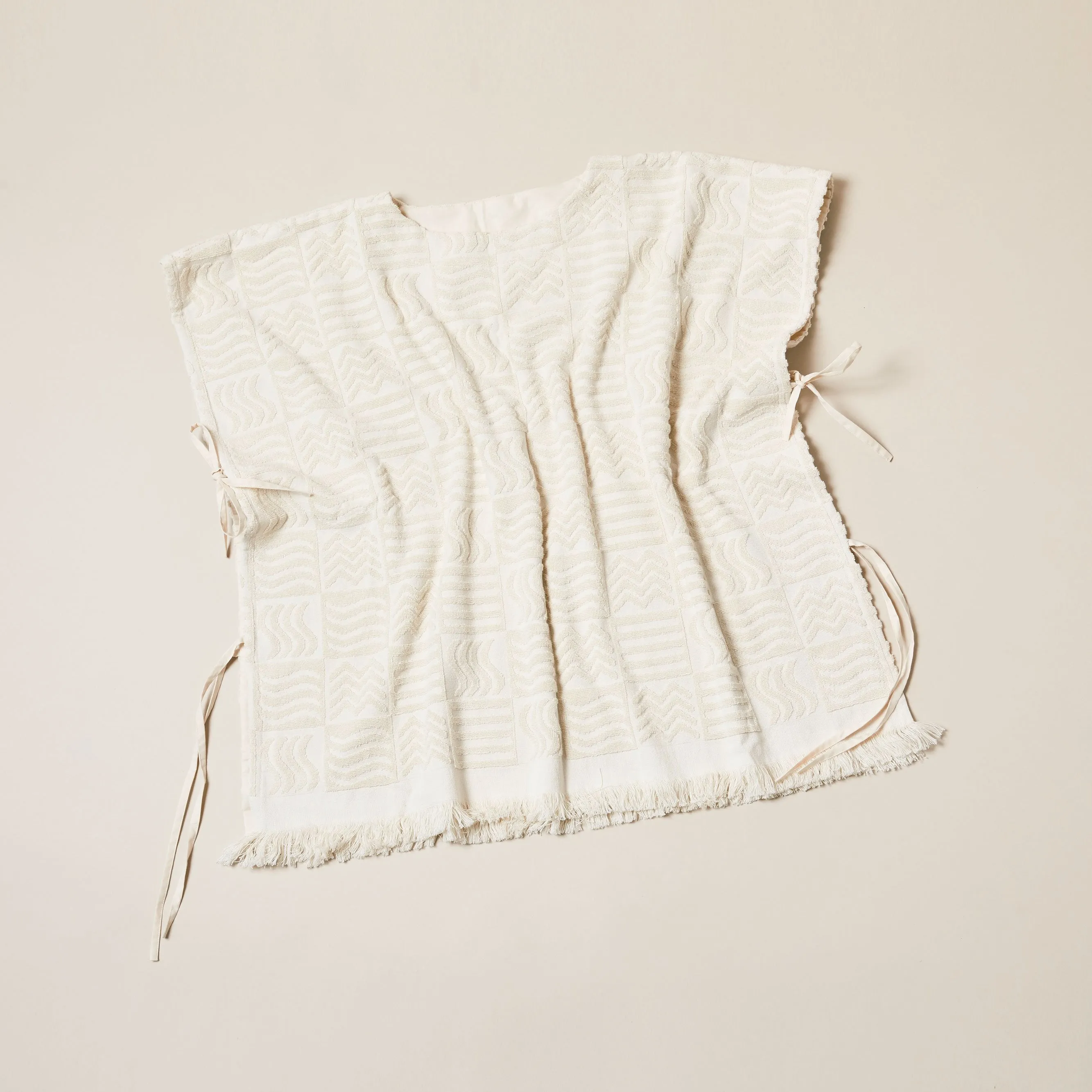 Wave Poncho - Ecru - One Size