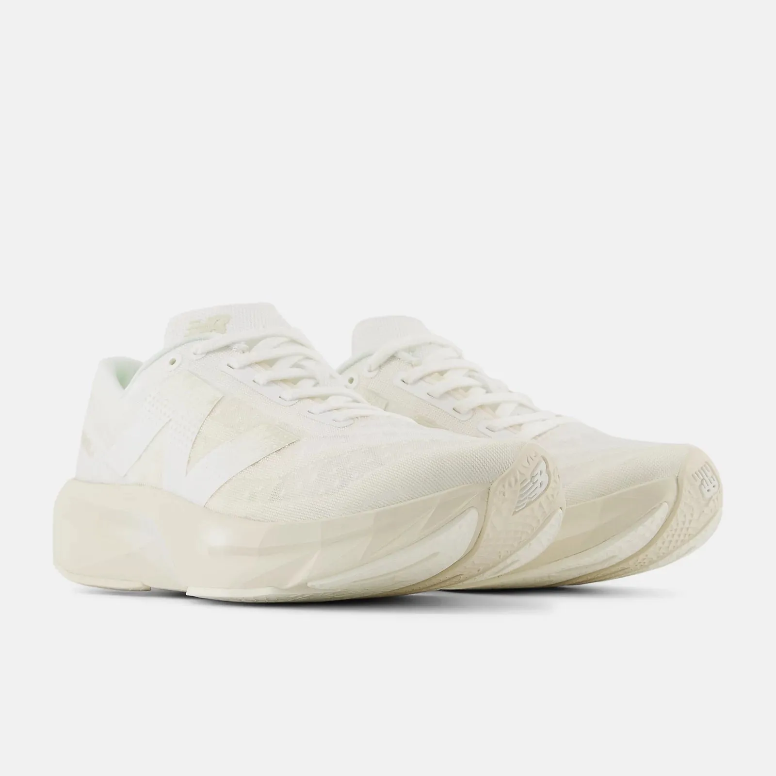 Women's FuelCell REBEL V4 White with Linen and Sea Salt
