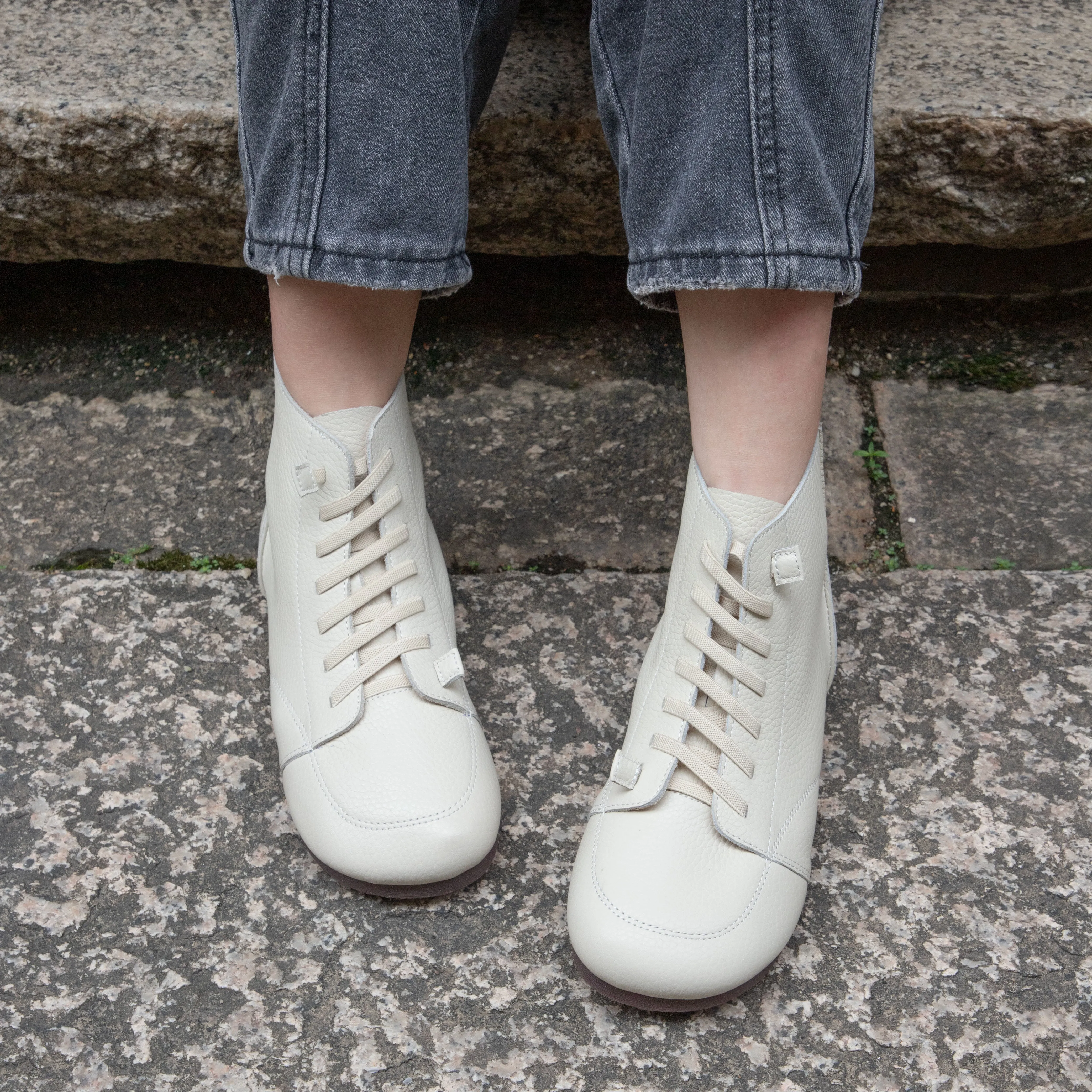 Women's Handmade Leather Flat Casual Lace-Up Boots