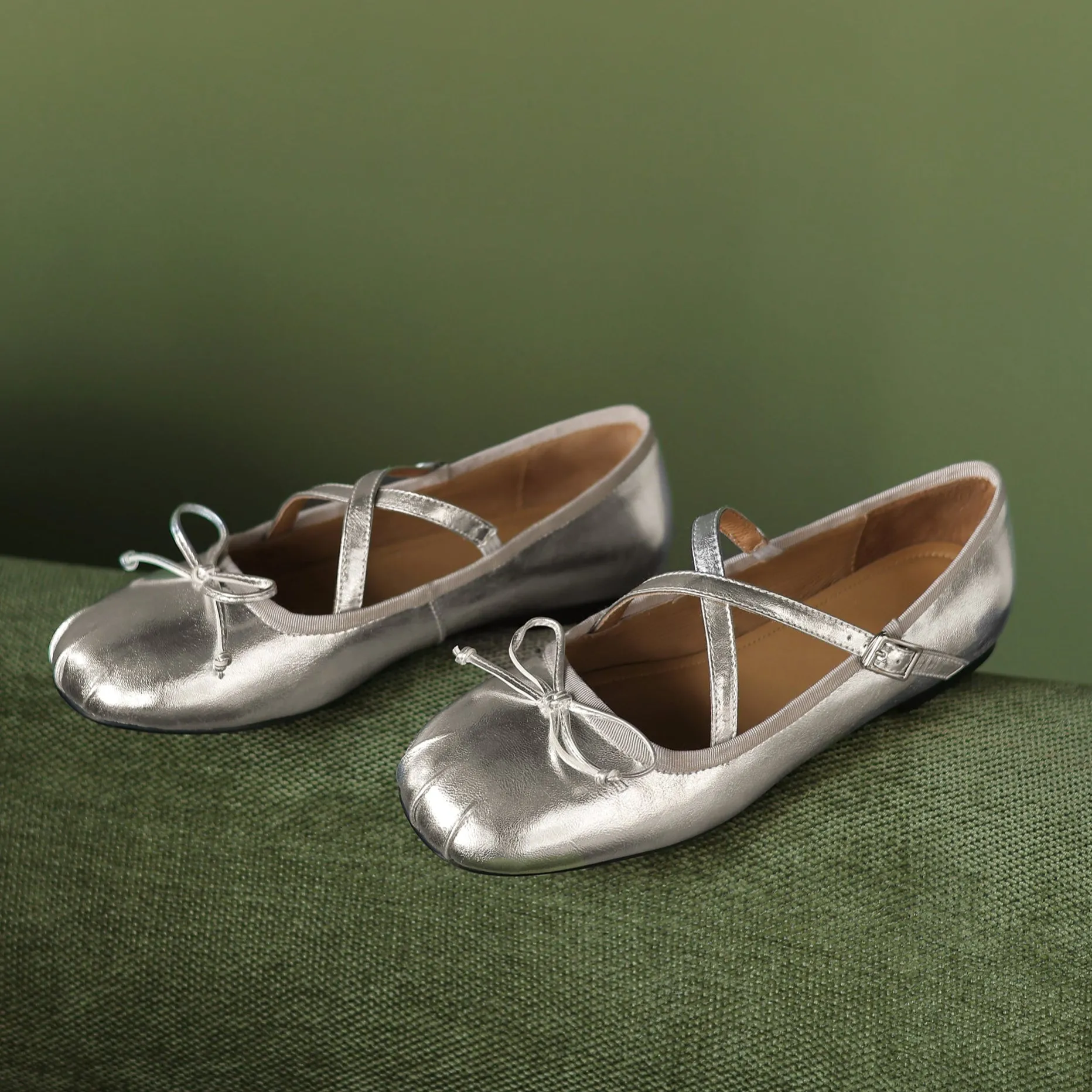 Women's Sheepskin Leather Ballet Flat Cross Strap Bow Shoes